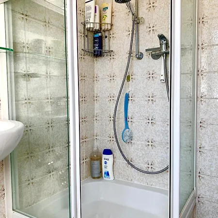 2-zimmer-wohnung Nur 20 Minuten Bis Frankfurt Zentrum * バート・ホンブルク